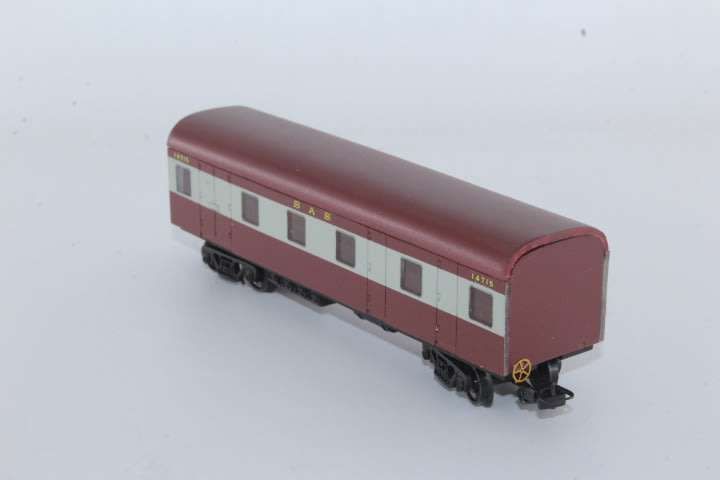 SARM:ZO3 Offical Accomodation Wagon (Lima Couplers)