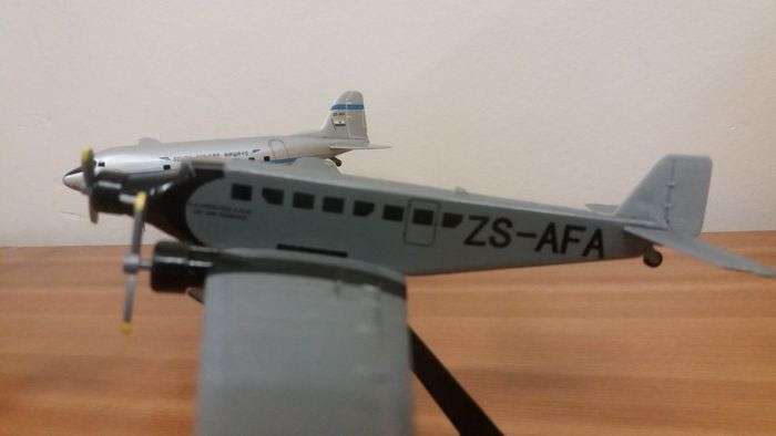 SAA Model Plane : Junkers Ju " Jan Van Riebeeck"