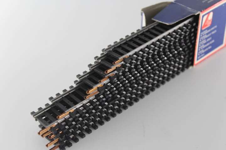 Lima : 12 x Straight Lima Tracks