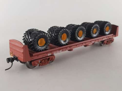 SARM : SAR DZ Wagon with Tractor Tyres (Lima Couplers)