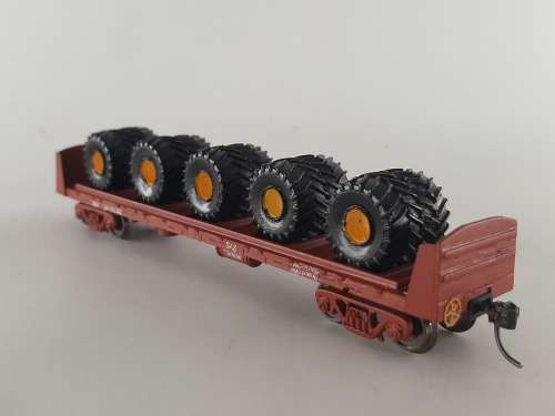 SARM : SAR DZ Wagon with Tractor Tyres (Lima Couplers)