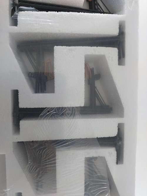 Lima : Centenary Masks and Lines