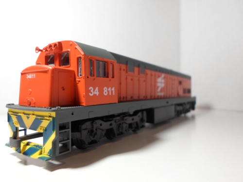 Frateschi : Class 34 Diesel Loco (Spoornet ) - Powered (Running No. 34102)