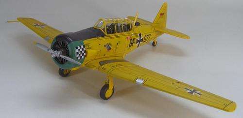CCF Harvard Mk.4 Die Cast Model Plane