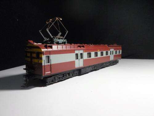 Lima : Suburban Powered Coach