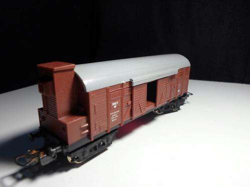 Lima : Box Car with breakman cab