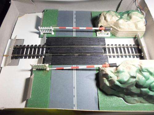 Jouef : Railroad Crossing
