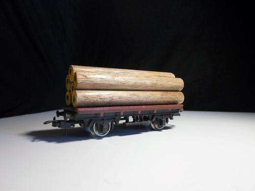 Lima : Flatbed with Timber Wagon