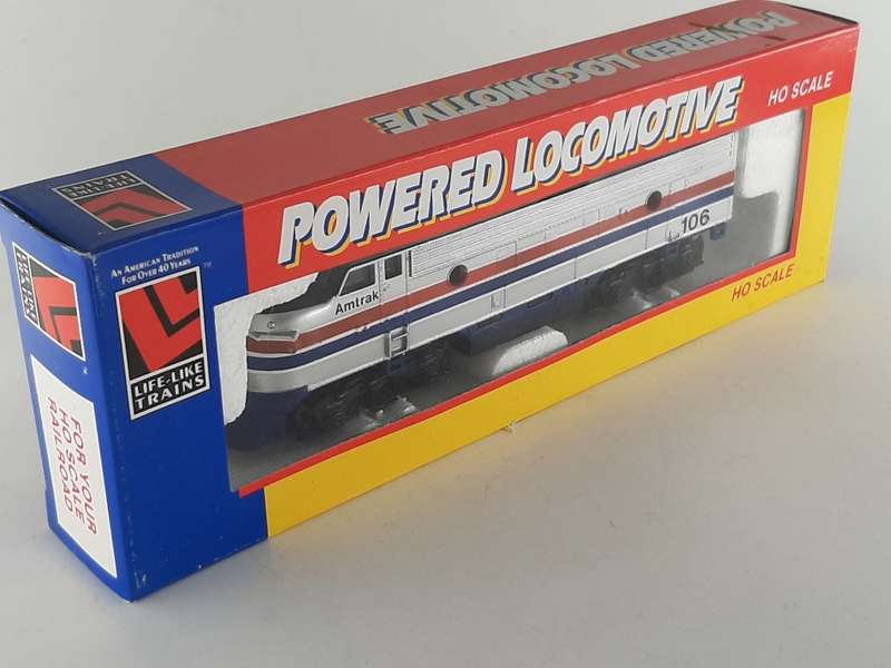Amtrack :  Diesel Locomotive