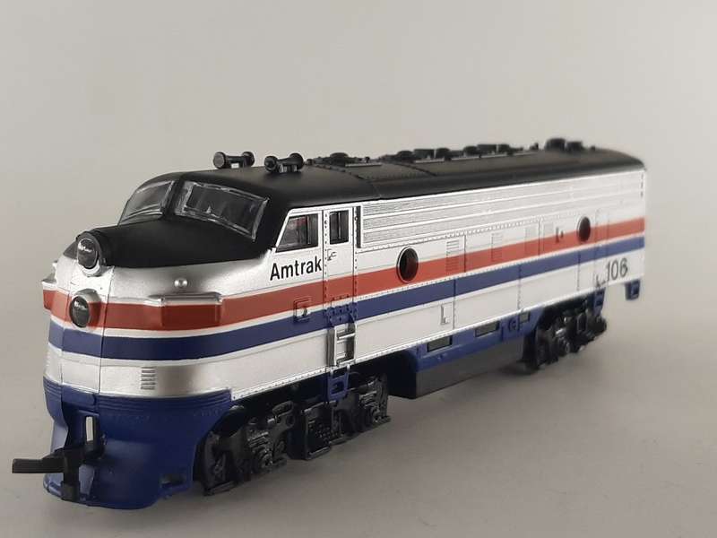 Amtrack :  Diesel Locomotive