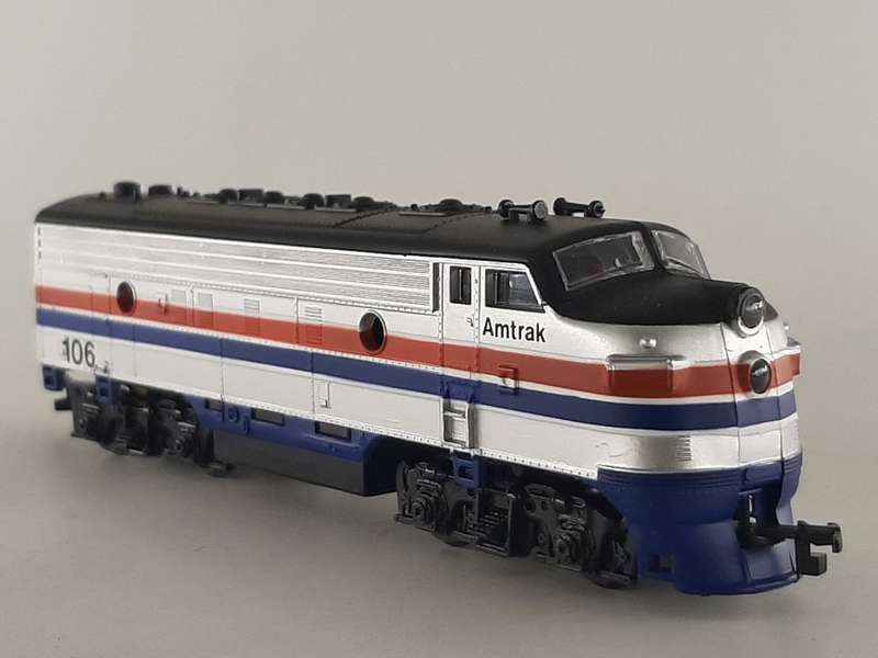 Amtrack :  Diesel Locomotive