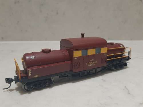 SARM : SAR Steam Heating Wagon  ( Kadee Couplers)