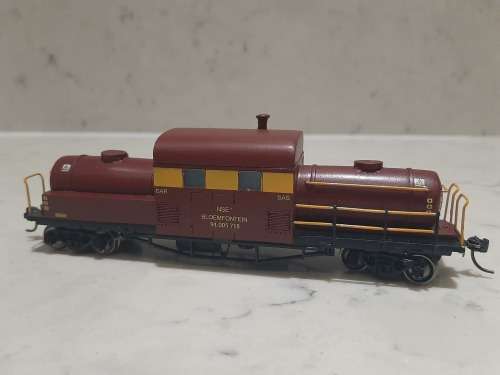 SARM : SAR Steam Heating Wagon  ( Kadee Couplers)