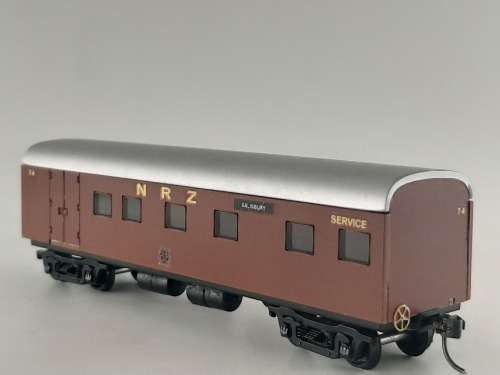 SARM : Rhodesian Official Coach  ( Kadee Couplers)