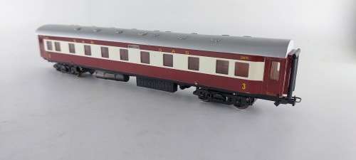 SARM :) South African Orange Express 3rd Class Coach ( Lima Couplers)