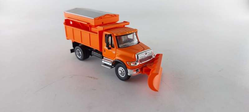 Snow Plough Truck (HO)