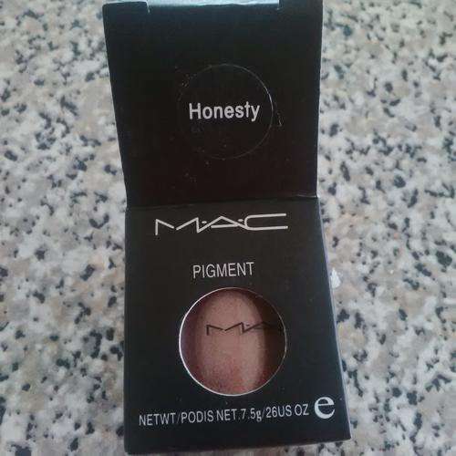 eyeshadow