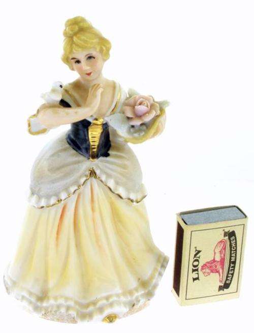 Charming Lady Figurine **Please Read**
