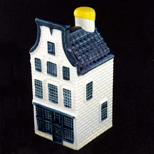Blue Delft KLM BOLS House No.23 ** Still sealed with brandy**