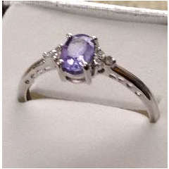 14 K White Gold& 0.50ct tanzanite+diamond