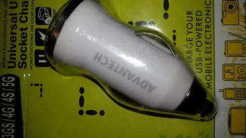 Universal USB socket charger, win1 get the other 1 free