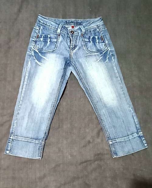 Ladies 3/4 Denim Jeans