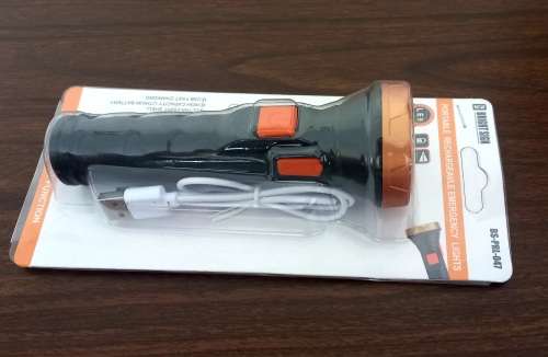 USB RECHARGABLE LED TORCHE