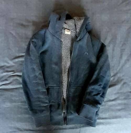 BOYS WARM HODDED JACKET 9 10 YEARS