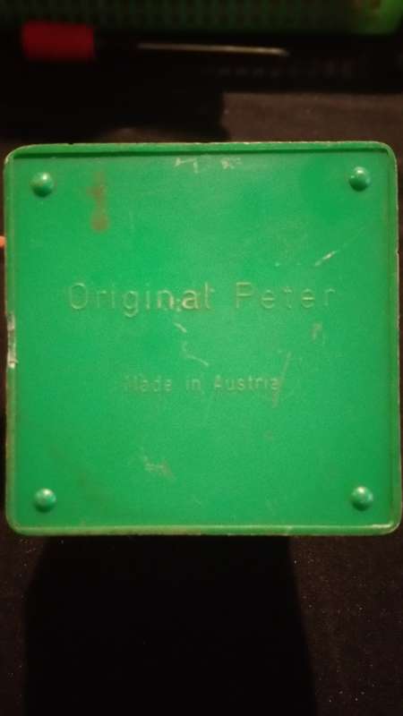 Vintage 1950's Peter Mecki in toilet house