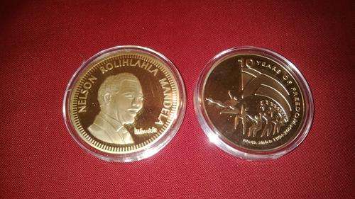 Mandela 1oz Gold Clad Coin 10 years of freedom.