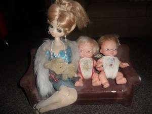 VINTAGE DOLLS & CHAIR.
