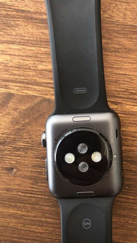 Apple Watch Series 1 38mm ( with original box and charger)