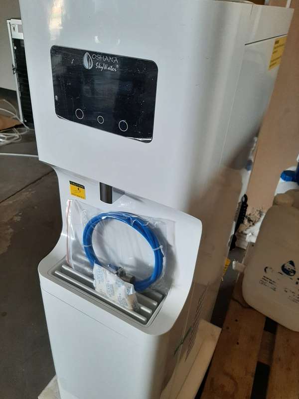 Atmospheric Water Generator Air to Water Dispenser 20L (BWT-A20)