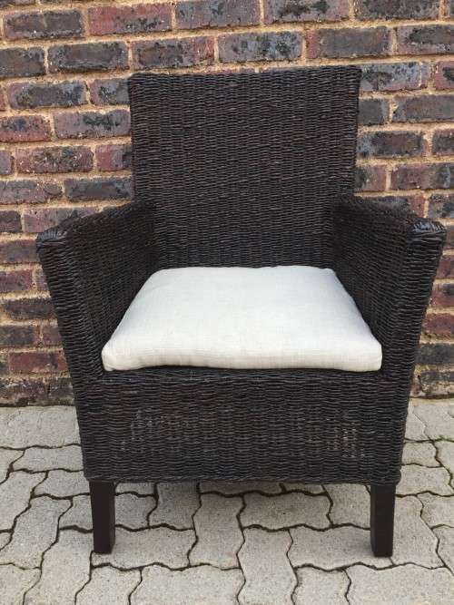 Organic wicker occasional chair