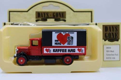 Lledo 1934 Mack Canvas Trucks-Dunlop,Eddie Stobart Ltd,Hamleys,London Port Police