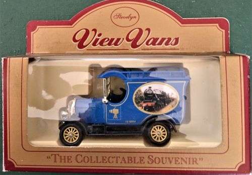 Lledo-Souvenir Bus and Vans