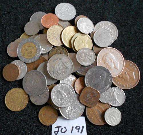 60 UNSORTED QUALITY MIXED WORLD COINS. BID PER COIN TO TAKE THE LOT