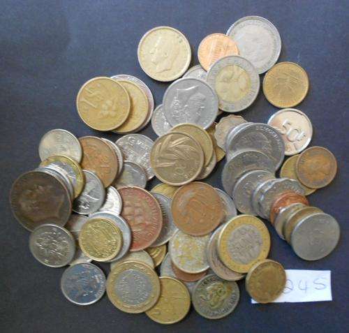 60 UNSORTED QUALITY MIXED WORLD COINS. BID PER COIN TO TAKE THE LOT