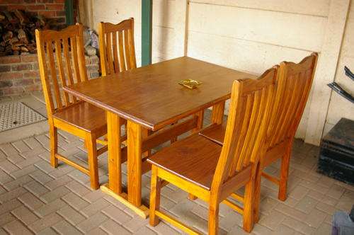 5 piece Dining Suite