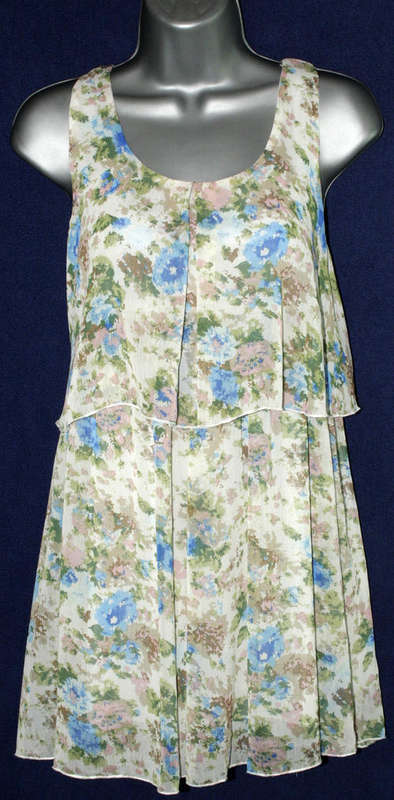 Vera Lucci colourful print longer top size 10