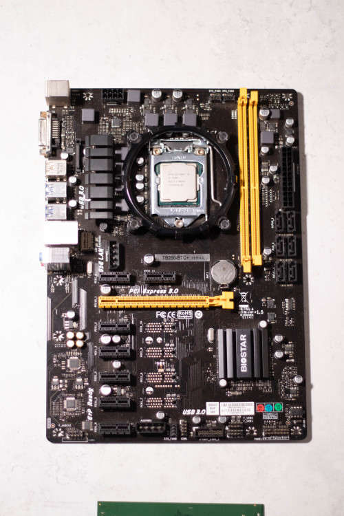 TB 250 BTC Pro Motherboard + i5 7500T + 8GB RAM