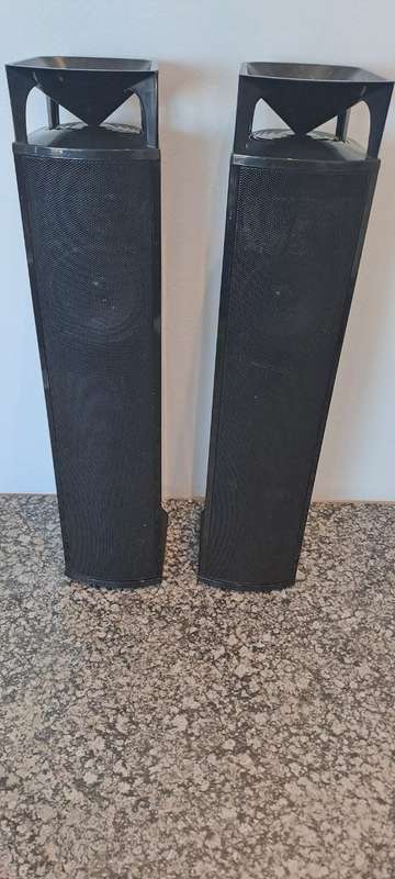 Unknown Brand Speakers