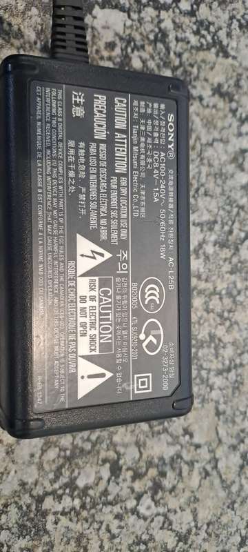 Sony CamCorder Power Supply