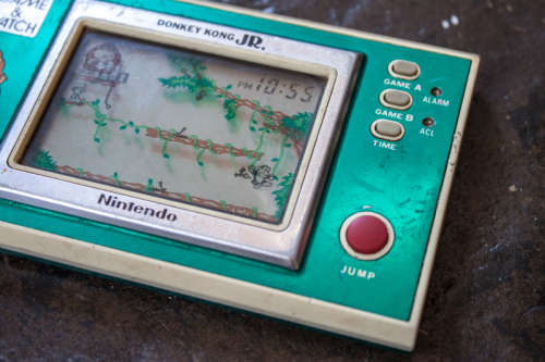 NINTENDO DONKEY KONG JR., 1982 Game & Watch