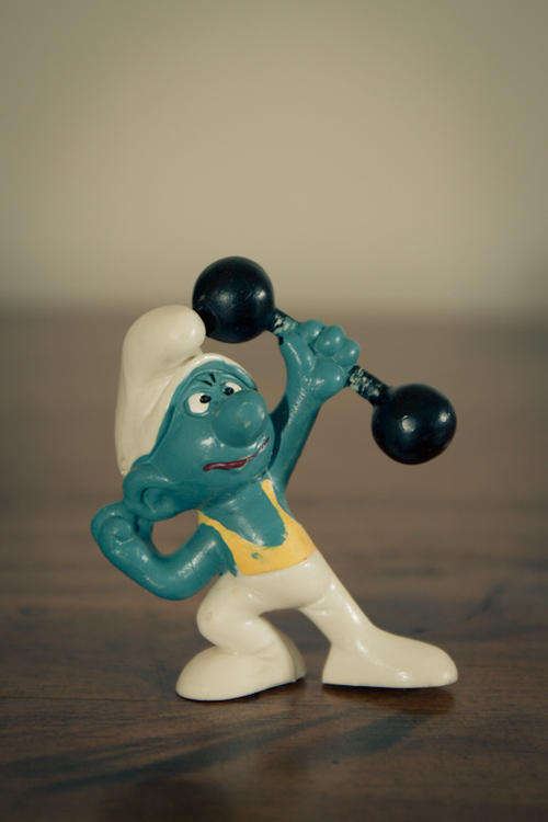Vintage Peyo Schleigh gymnast Smurf