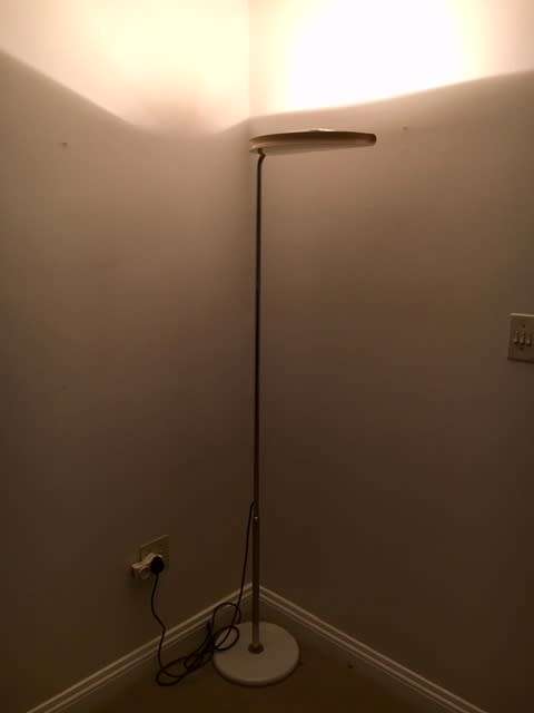 ## QUALITY DIMMER LIGHT STAND ANY BRIGHTNESS ## GOOD CONDITION ## COLLECTION RANDBURG ONLY! @@R1