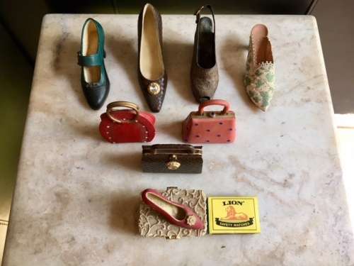 ### THE LEONARDO & JUST THE RIGHT SHOE COLLECTION ## 8 x PIECE SHOES, BAGS, ORNAMENTS UK IMPORT! WOW