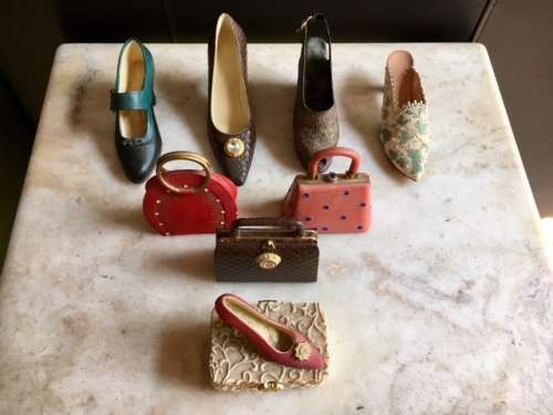 ### THE LEONARDO & JUST THE RIGHT SHOE COLLECTION ## 8 x PIECE SHOES, BAGS, ORNAMENTS UK IMPORT! WOW
