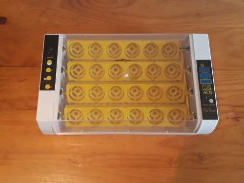 24 Egg Automatic Incubator