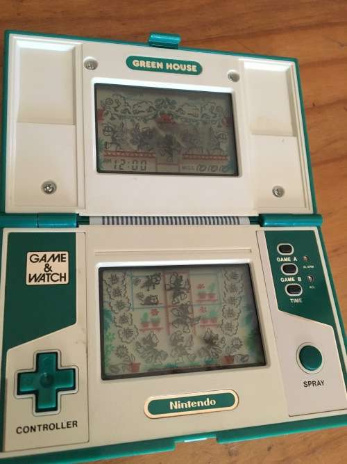 Nintendo Game & Watch - Green House ***HIGHLY COLLECTABLE***